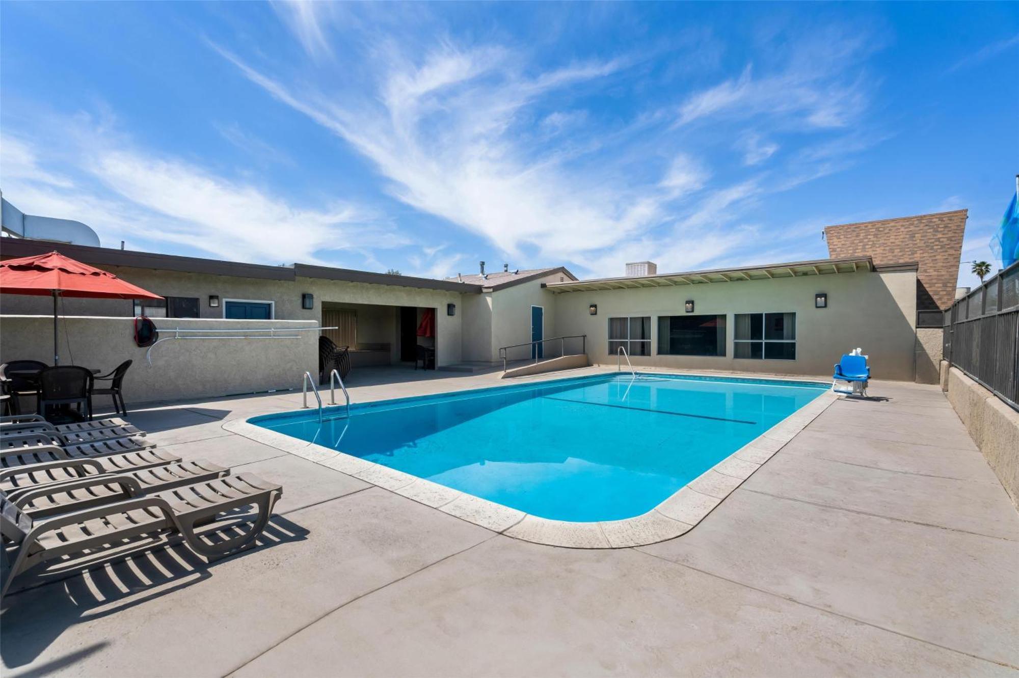 Best Western Desert Villa Inn Barstow Exterior foto