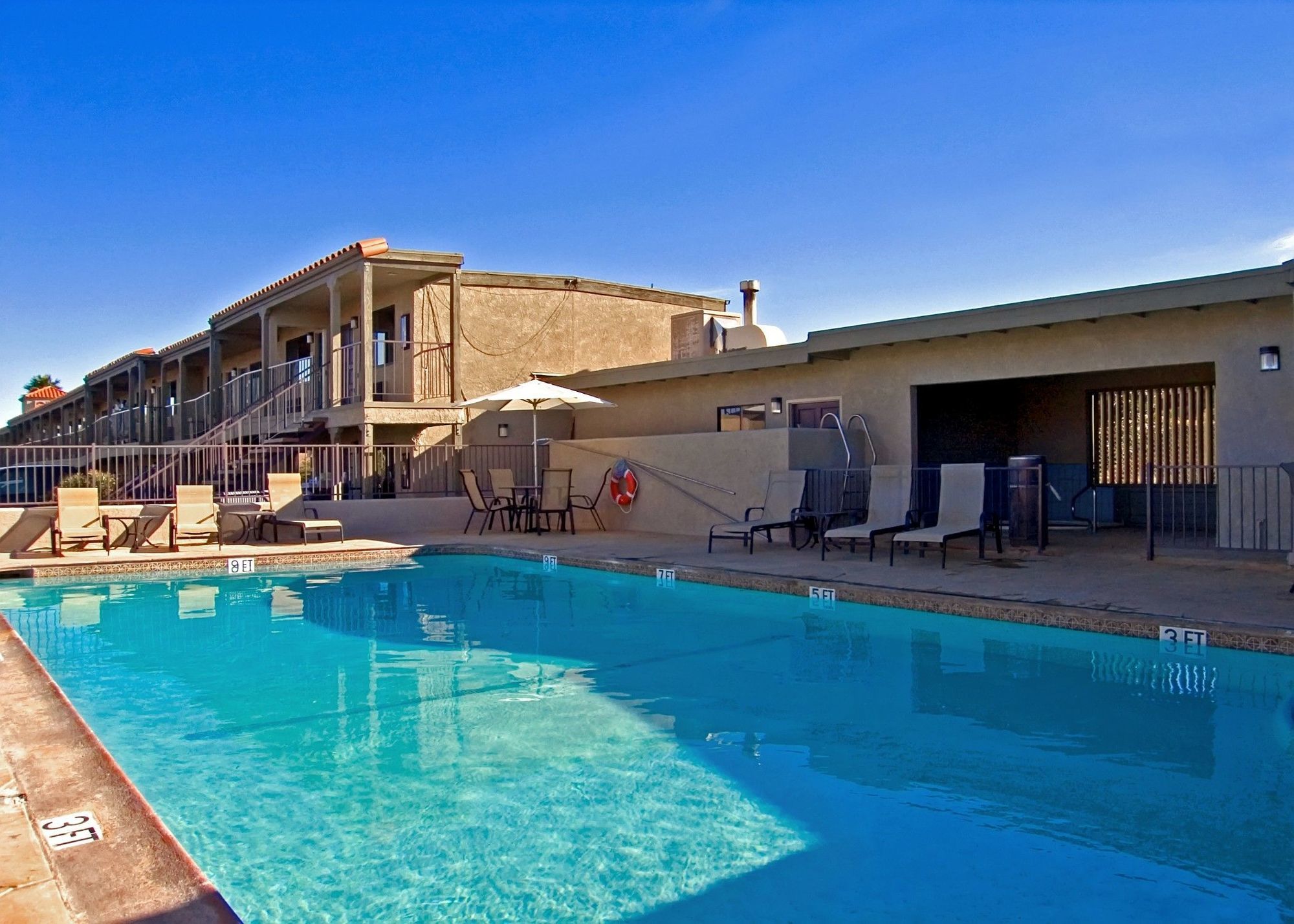 Best Western Desert Villa Inn Barstow Instalações foto
